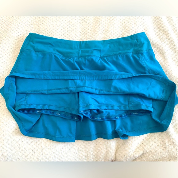💙LULULEMON💙Pace Rival Skirt in Teal Blue. Size 10 regular. Like new condition. - Picture 7 of 12
